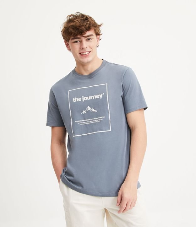 Remera Comfort en Algodón con Estampado The Journey Azul 1
