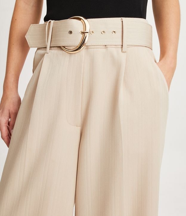 Pantalón Pantalona en Crepé con Cinturón Estructurado y Hebilla Metálica Beige 4