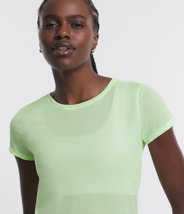 Camiseta Esportiva Básica em Poliamida com Manga Curta Verde Claro 4