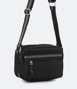 Bolsa com Alça Transversal e Fita com Detalhe Contrastante