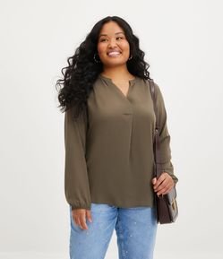 Blusa Alongada em Viscose com Decote V Curve & Plus Size
