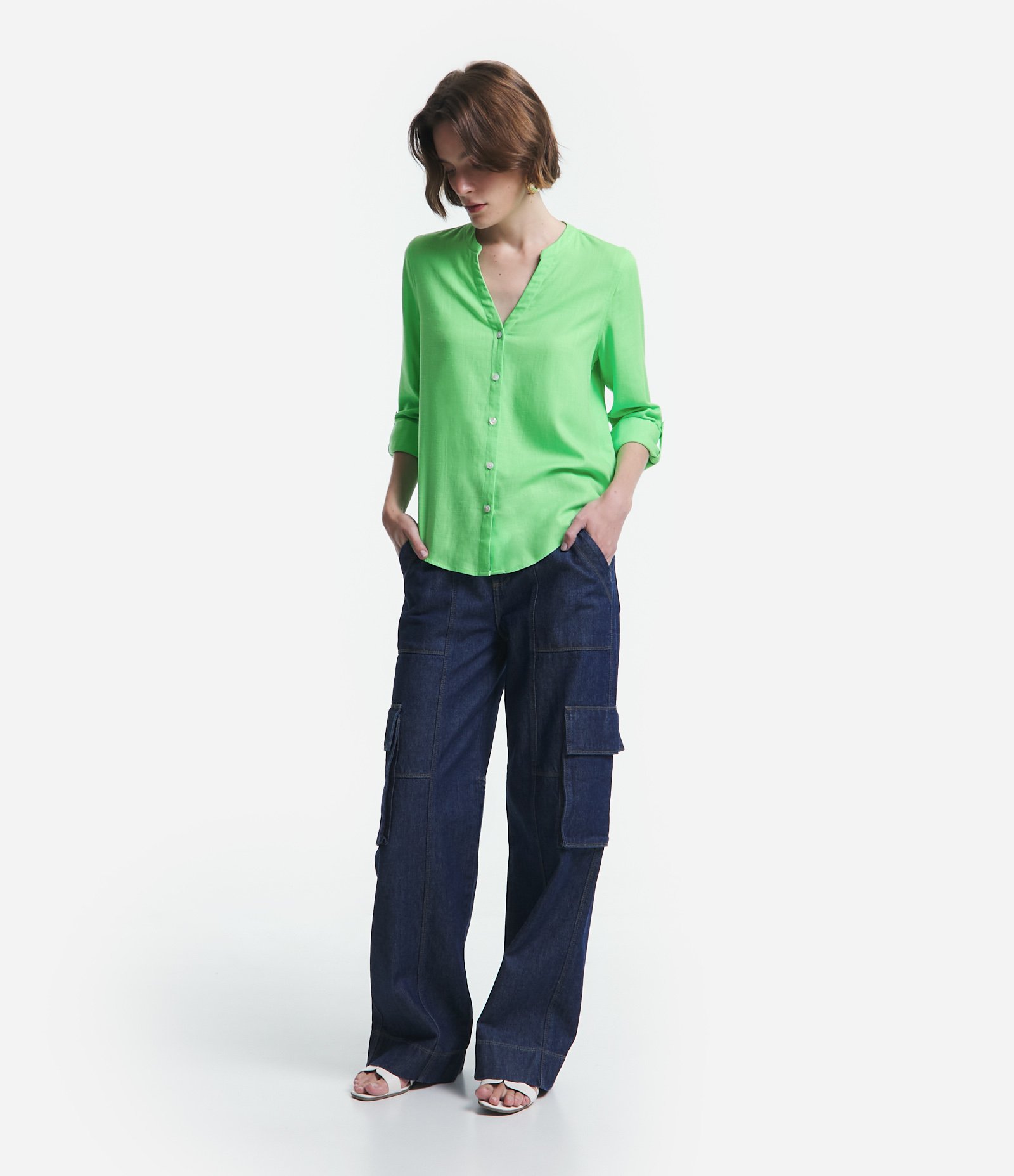 Camisa em Viscolinho com Abotoamento Frontal 2