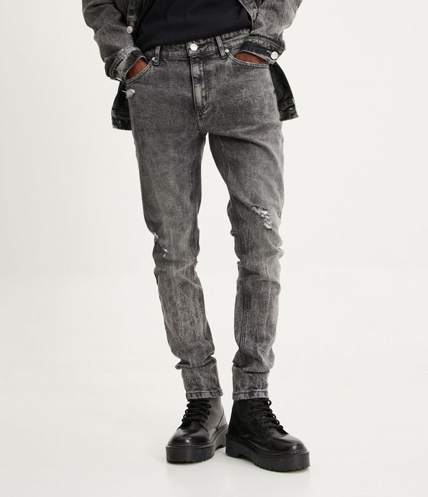 Calça Super Skinny Jeans com Puídos e Efeito Marmorizado Preto Marmorizado 2