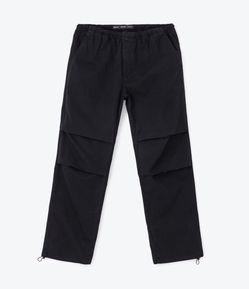 Calça Parachute em Sarja com Cós Elástico e Recortes