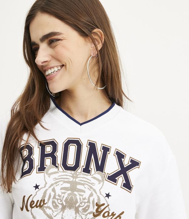 Blusão Cropped em Moletom com Estampa Bronx Tiger Off White 4