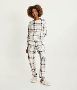 Pijama Longo em Plush com Estampa Xadrez