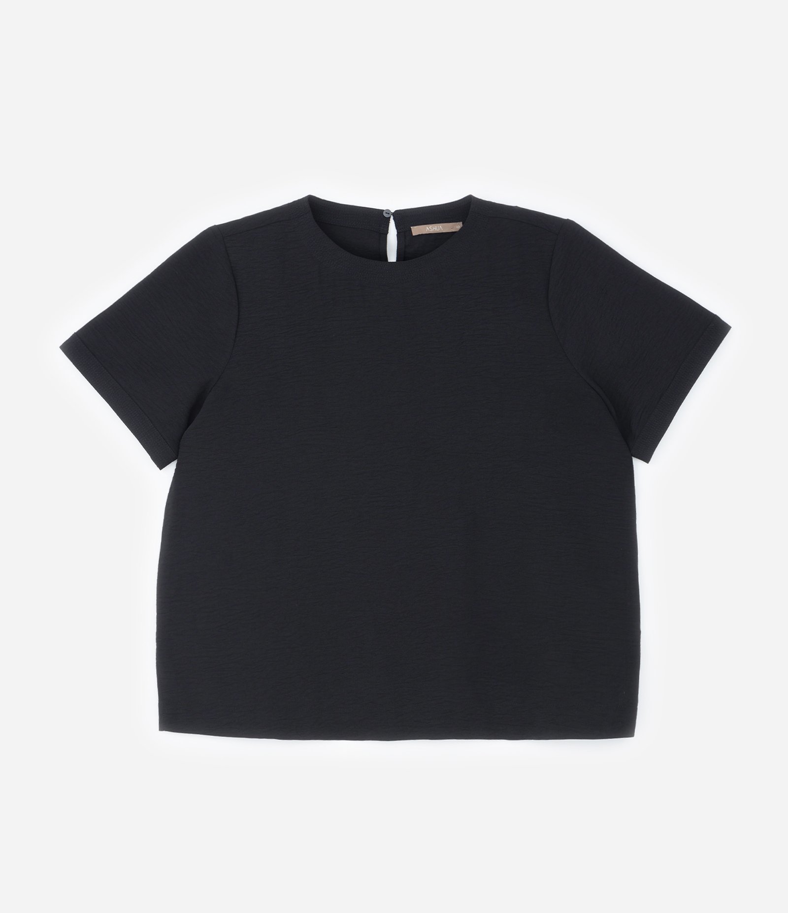 Blusa com Detalhe de Gota e Botão nas Costas Curve & Plus Size Preto 4