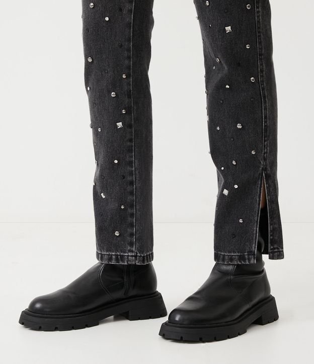 Calça Reta Jeans com Brilhos Aplicados Preto 5