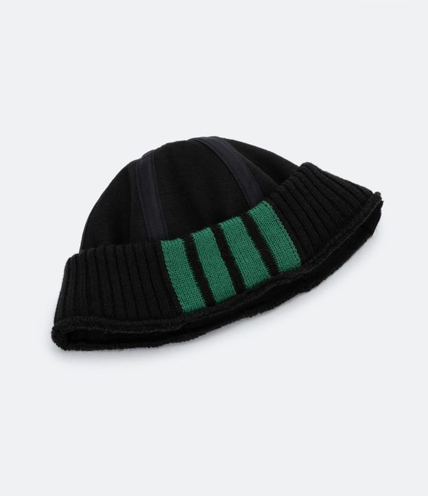 Gorro Lenhador em Lã Acrílico com Listras Contrastantes e Textura