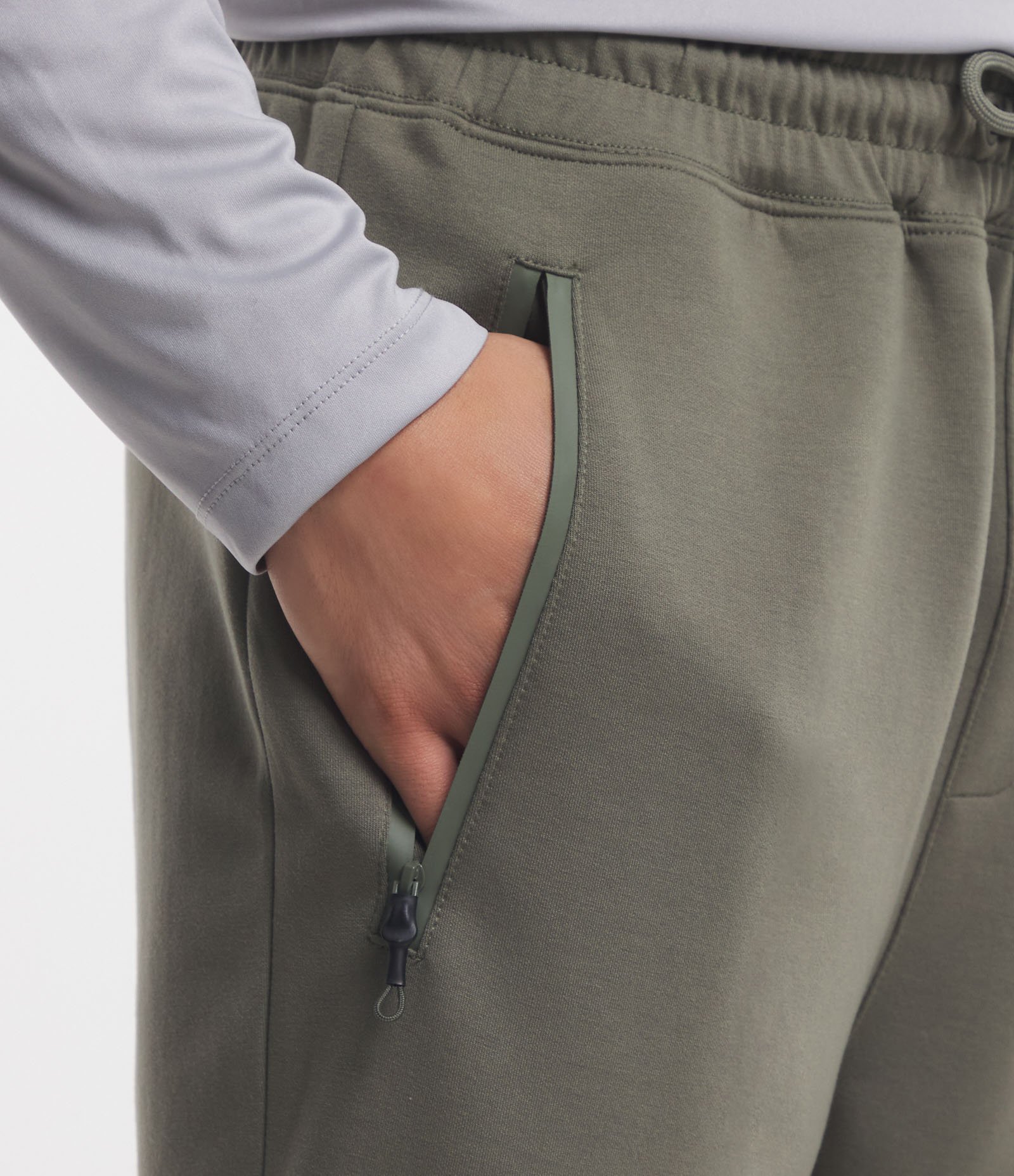 Calça Jogger Esportiva em Moletom Tecnológico Verde 4