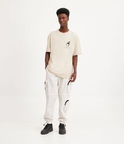 Camiseta Relaxed com Estampa Bola de Basquete e Lettering