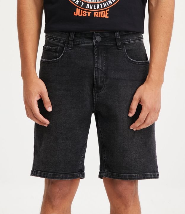 Bermuda Skinny Jeans com Bolsos Preto 2