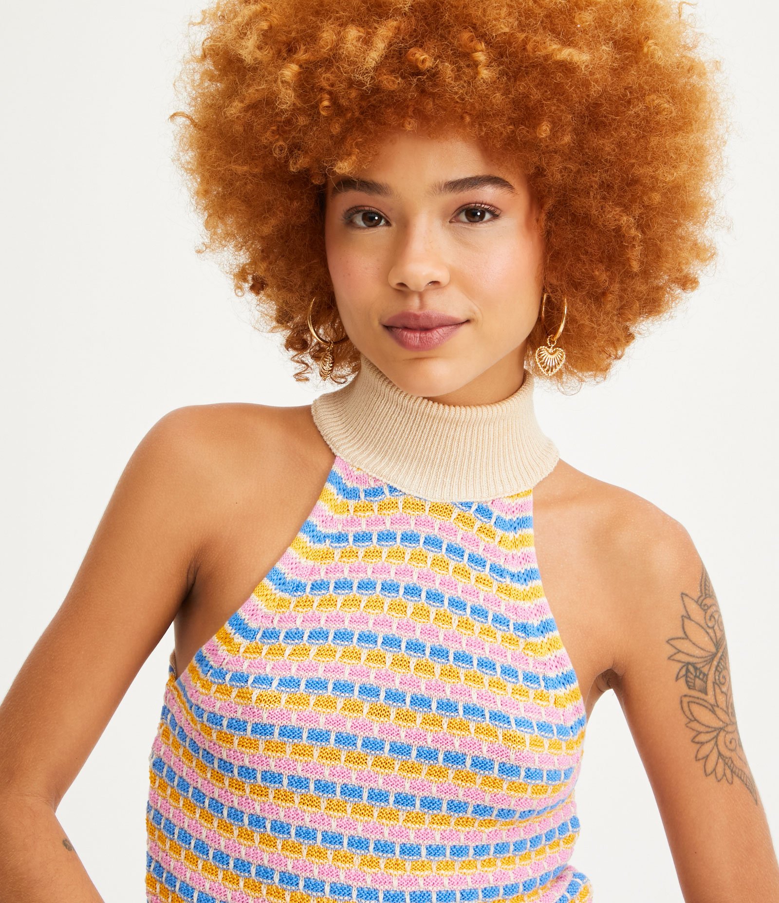 Blusa Sem Manga em Tricô com Gola Alta e Listras Coloridas Multicores 4