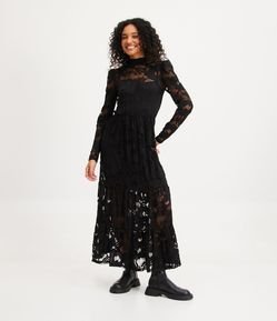 Vestido New Midi em Renda com Manga Longa e Detalhes Florais