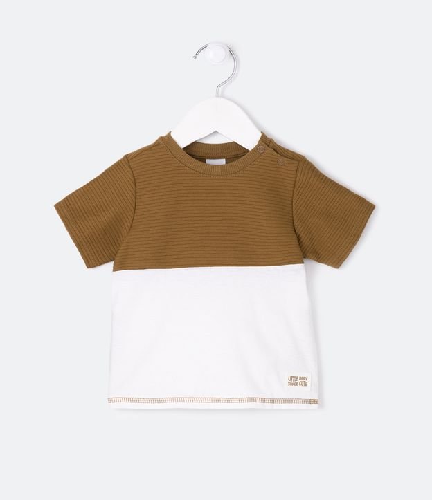 Camiseta Infantil com Recorte e Etiqueta Decorativa - Tam 03 a 18 meses - Cor: Bege - Tamanho: 9-12M