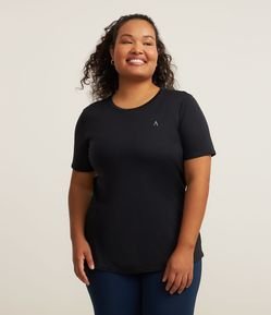 Camiseta Esportiva com Tecnologia Dry Curve & Plus Size
