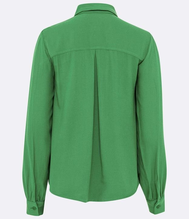 Camisa Alongada em Viscose com Detalhe Franzido no Punho Verde 7