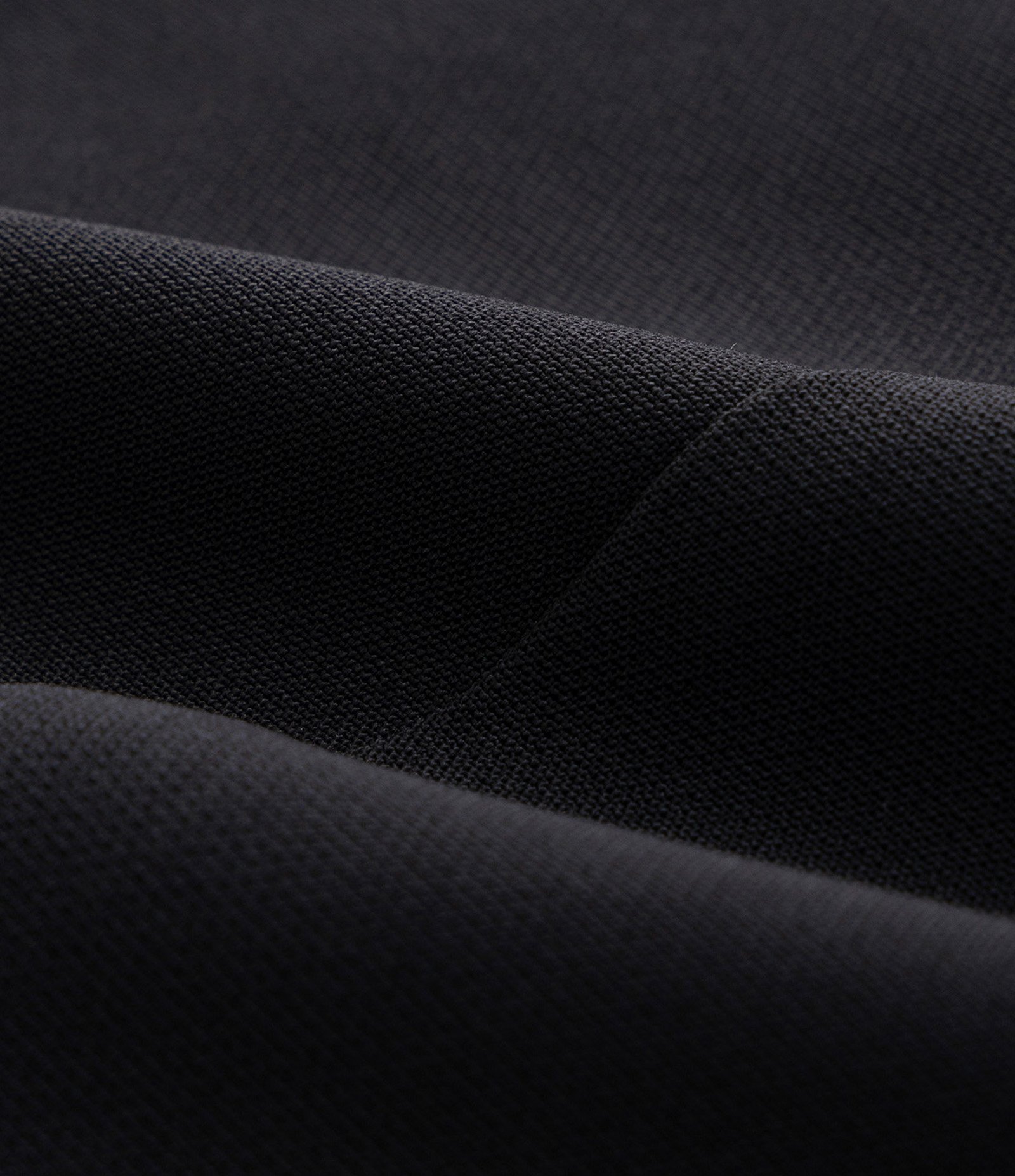 Bermuda em Crepe com Detalhe de Botões nos Bolsos Curve & Plus Size Preto 8