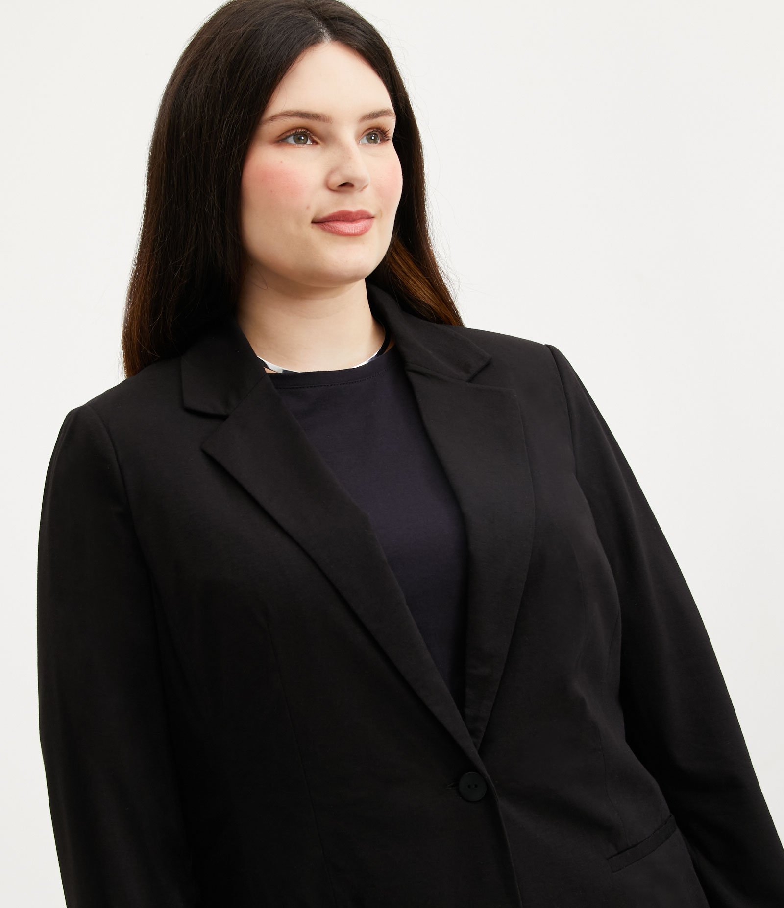 Blazer Básico em Malha com Botão Curve & Plus Size Preto 4