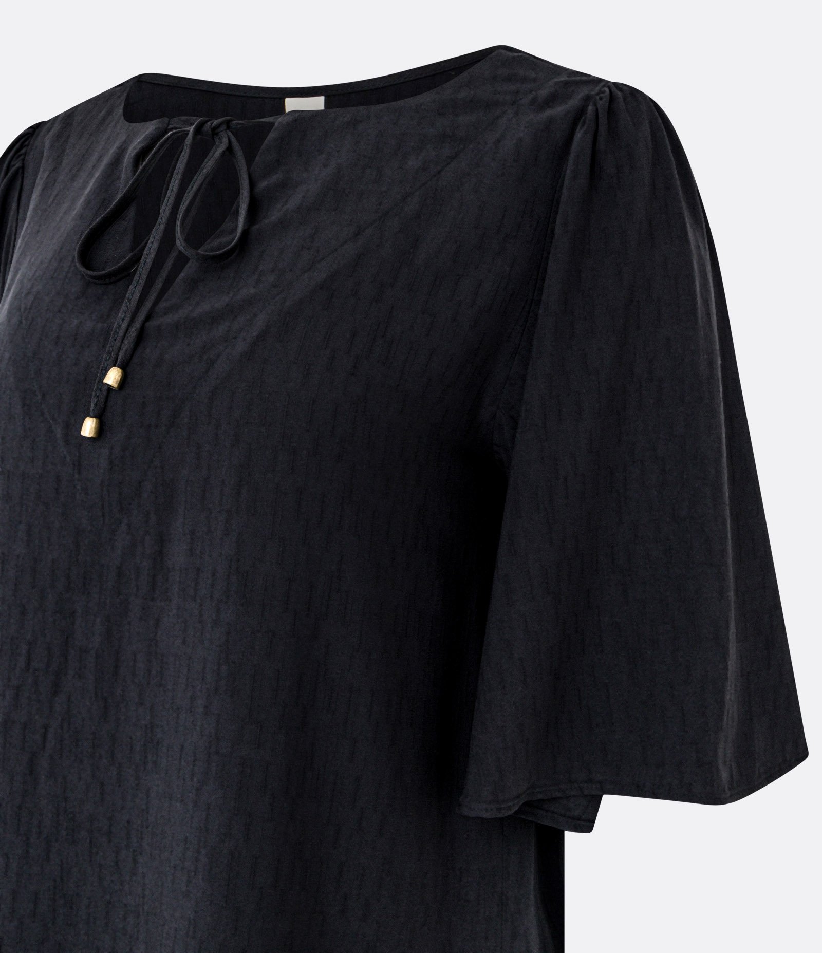 Vestido Curto em Flamê com Textura e Amarração no Decote Preto 3