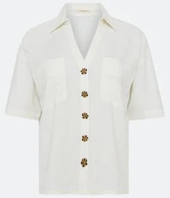 Camisa Manga Curta em Viscolinho com Botões Geométricos