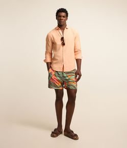 Camisa Regular Básica em Linho com Gola Colarinho