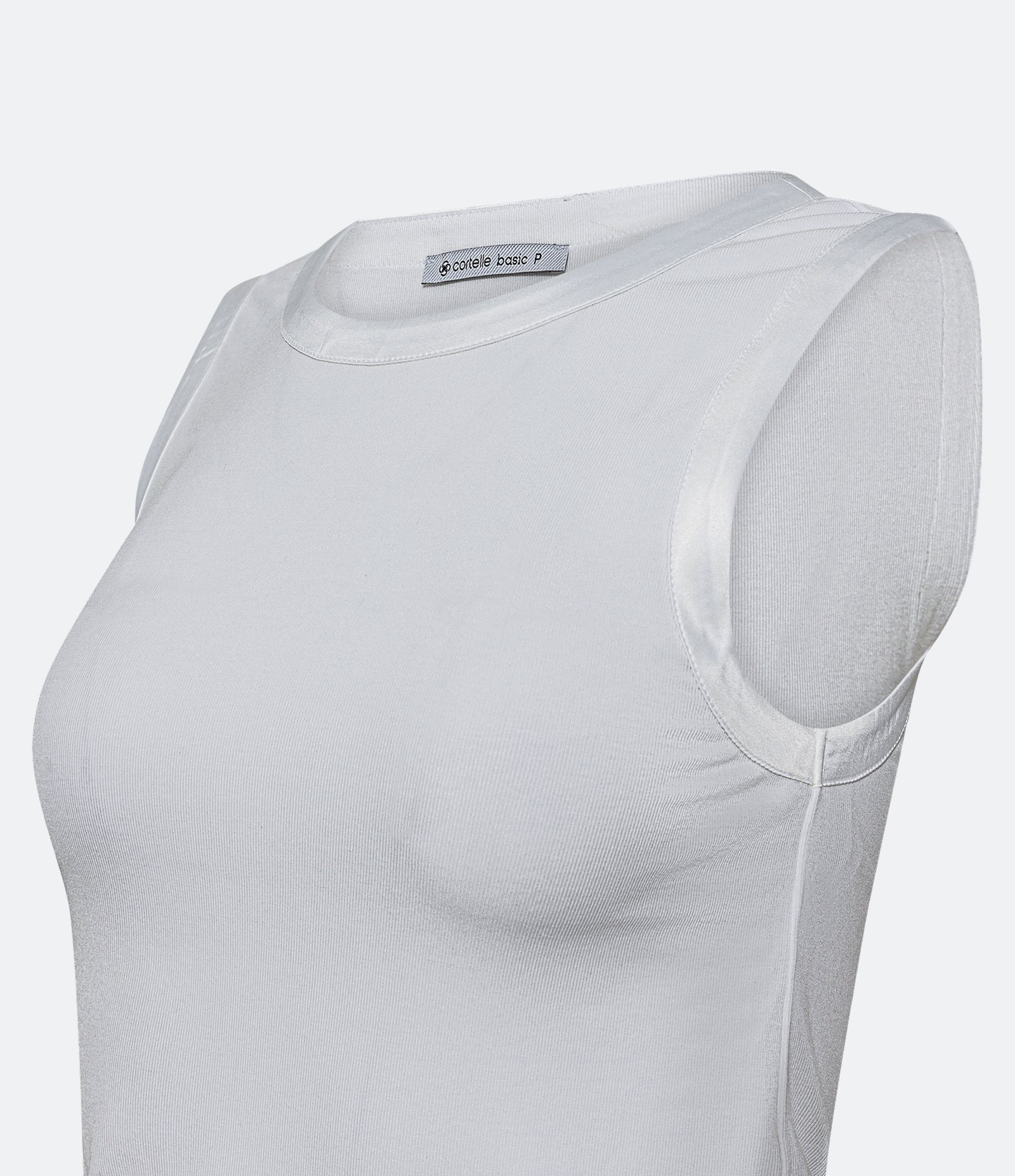 Blusa em Viscose com Cava Acetinada 6