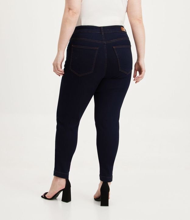 Calça Skinny Jeans com Botão Diferenciado Curve & Plus Size Curve Azul Escuro 3