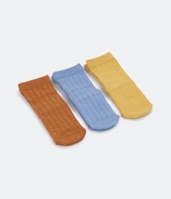 Kit 03 Pares de Meias Infantis com Textura Canelada - Tam 0 a 12 meses