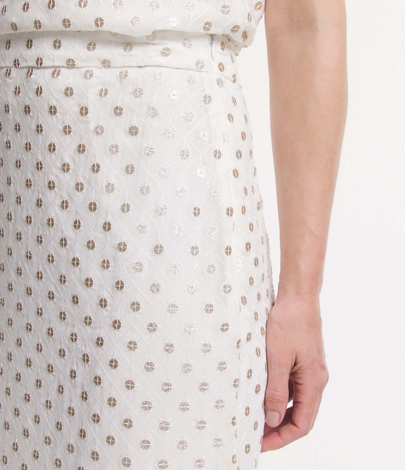 Saia Midi Reta com Bordados de Paetês e Barra Franzida Off White 4