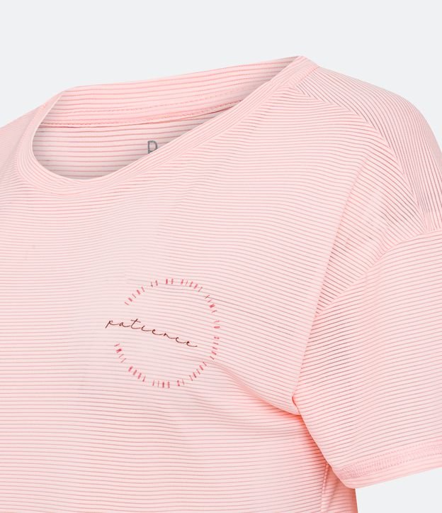 Camiseta Esportiva com Textura e Estampa Lettering Rosa 6