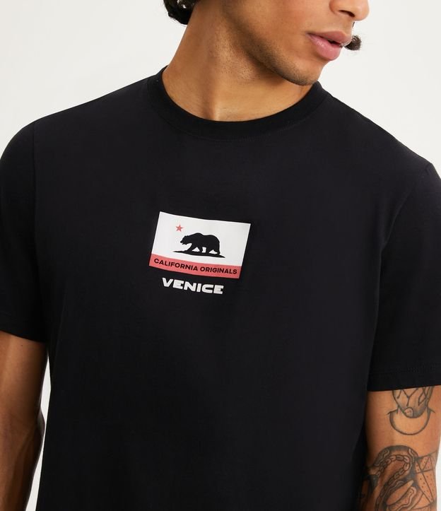 Camiseta Regular em Meia Malha com Estampa Urso Venice Preto 4