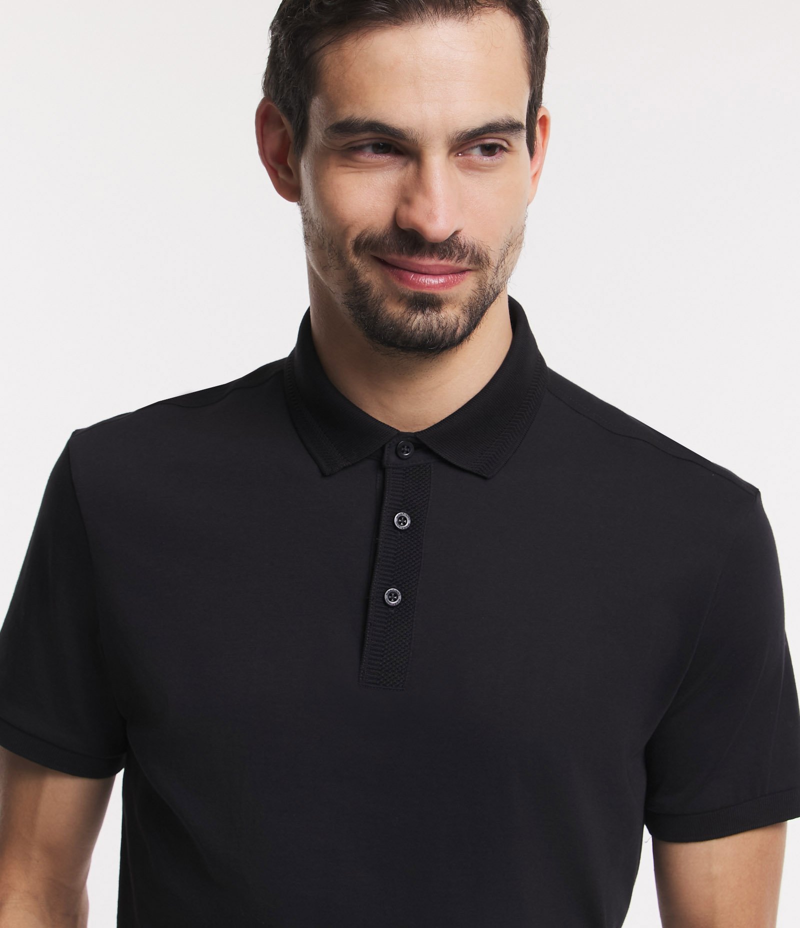 Polo Regular em Algodão Peruano com Detalhes Texturizados Preto 4
