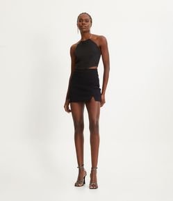 Saia Curta em Bengaline com Fendinha na Barra e Zíper Tratorado na Lateral