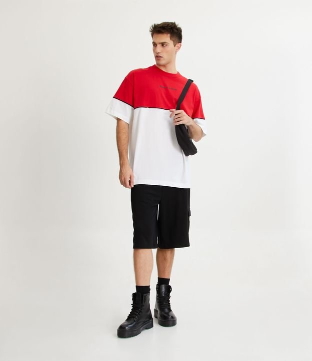 Camiseta Oversized em Meia Malha com Lettering e Recorte Contrastante Vermelho/ Branco 2