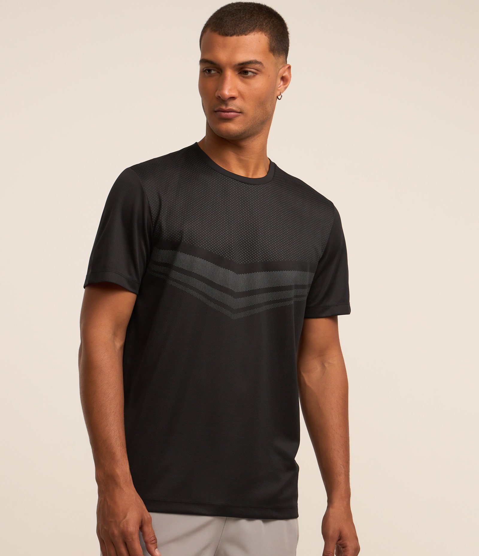 Camiseta Esportiva com Estampa Delta Pontilhado e Manga Curta Preto 1
