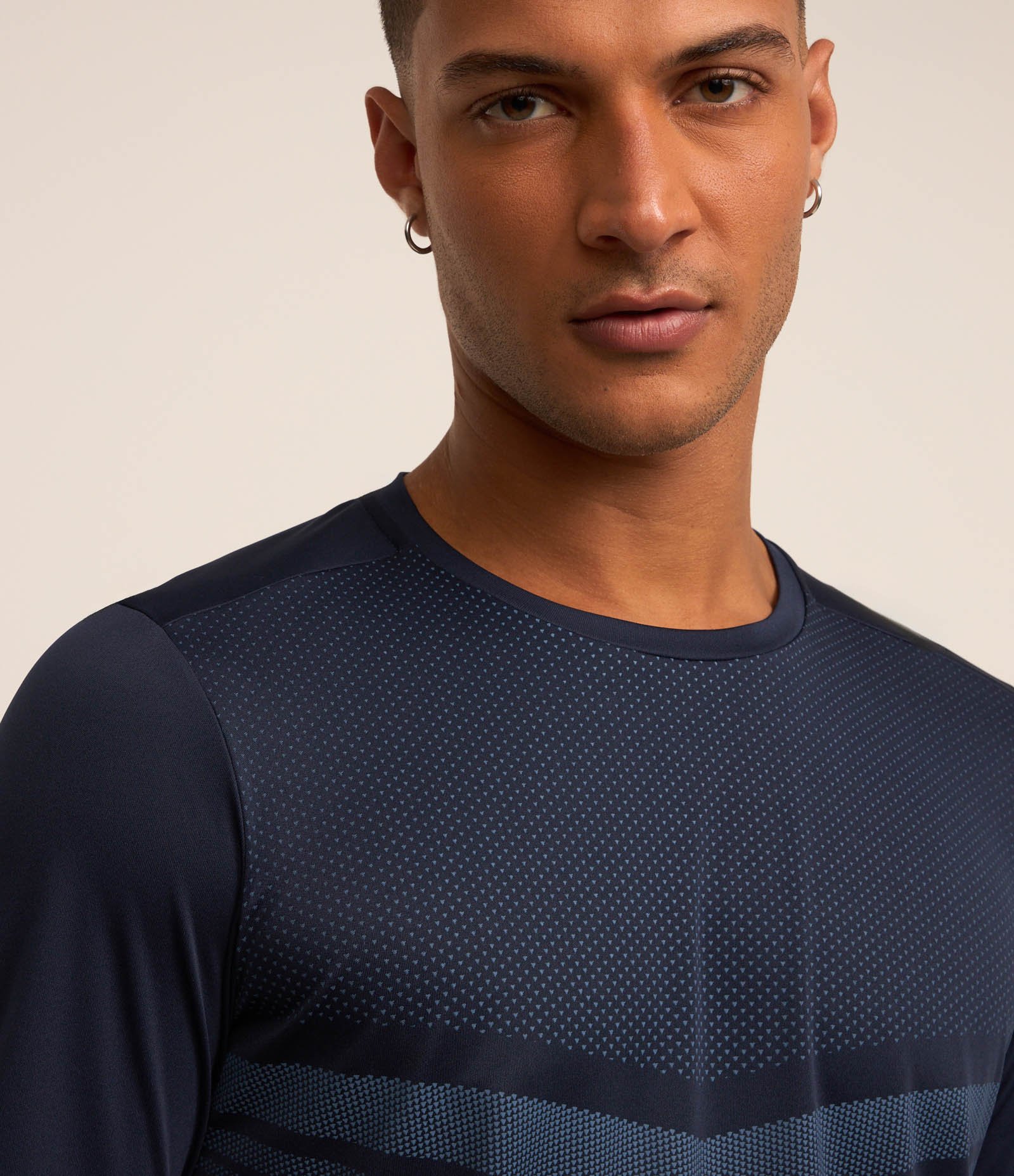 Camiseta Esportiva com Estampa Delta Pontilhado Azul 4