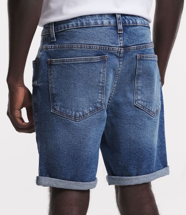 Bermuda Skinny Jeans Puídos e Barra Dobrada Azul 3