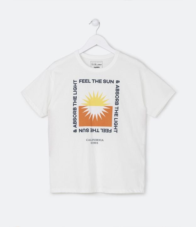 Camiseta Infantil com Estampa Sol Meio a Meio e Lettering - Tam 5 a 14 Anos - Cor: Branco Neve - Tamanho: 13-14