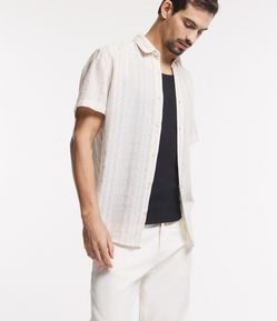 Camisa Regular em Tricô com Textura e Estampa de Listras Rústicas
