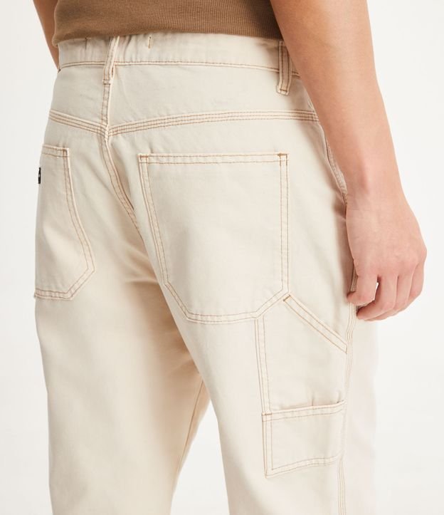 Calça Carpenter Jeans com Bolso e Alça Lateral Bege 5