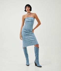 Vestido Midi Jeans com Fechamento em Zíper e Fenda nas Costas