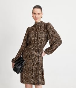 Vestido Curto em Jersey com Golinha Alta e Estampa Animal Print