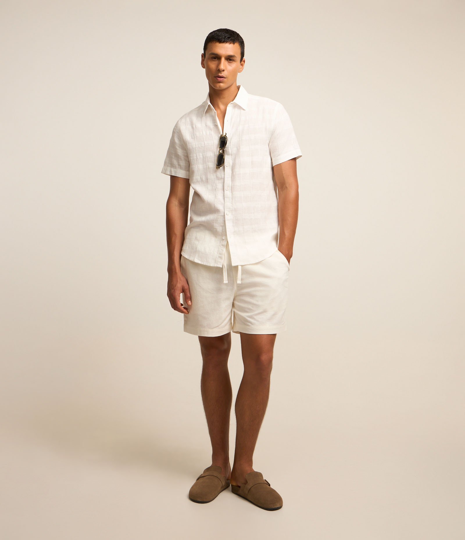 Camisa Regular em Linho com Textura Grid e Gola Colarinho 2