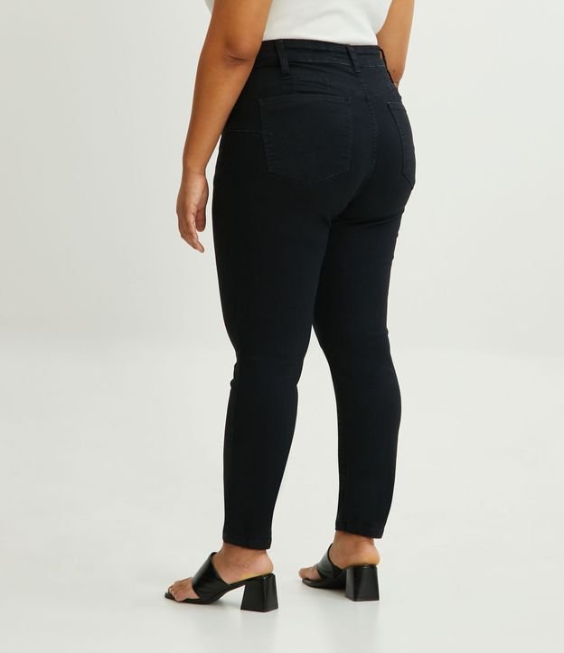 Calça Skinny Jeans com Efeito Push Up Curve & Plus Size Preto 3