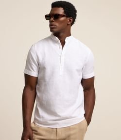 Bata Regular em Linho com Gola Padre e Barra Arredonda