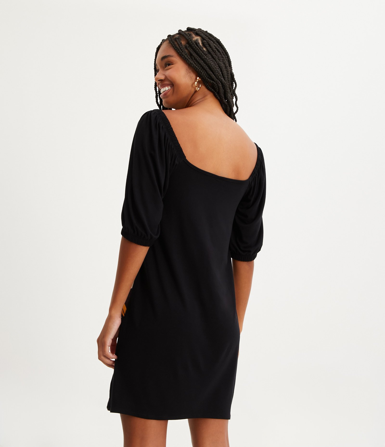 Vestido Curto em Viscolycra com Estampa Étnica Tropical Preto 3