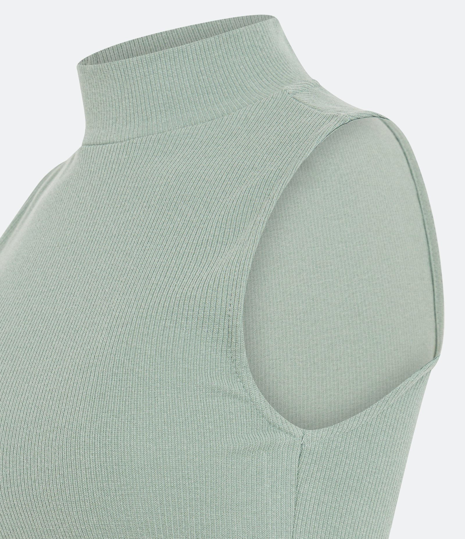 Blusa Cropped Básica sem Manga em Algodão com Gola Alta Verde 6