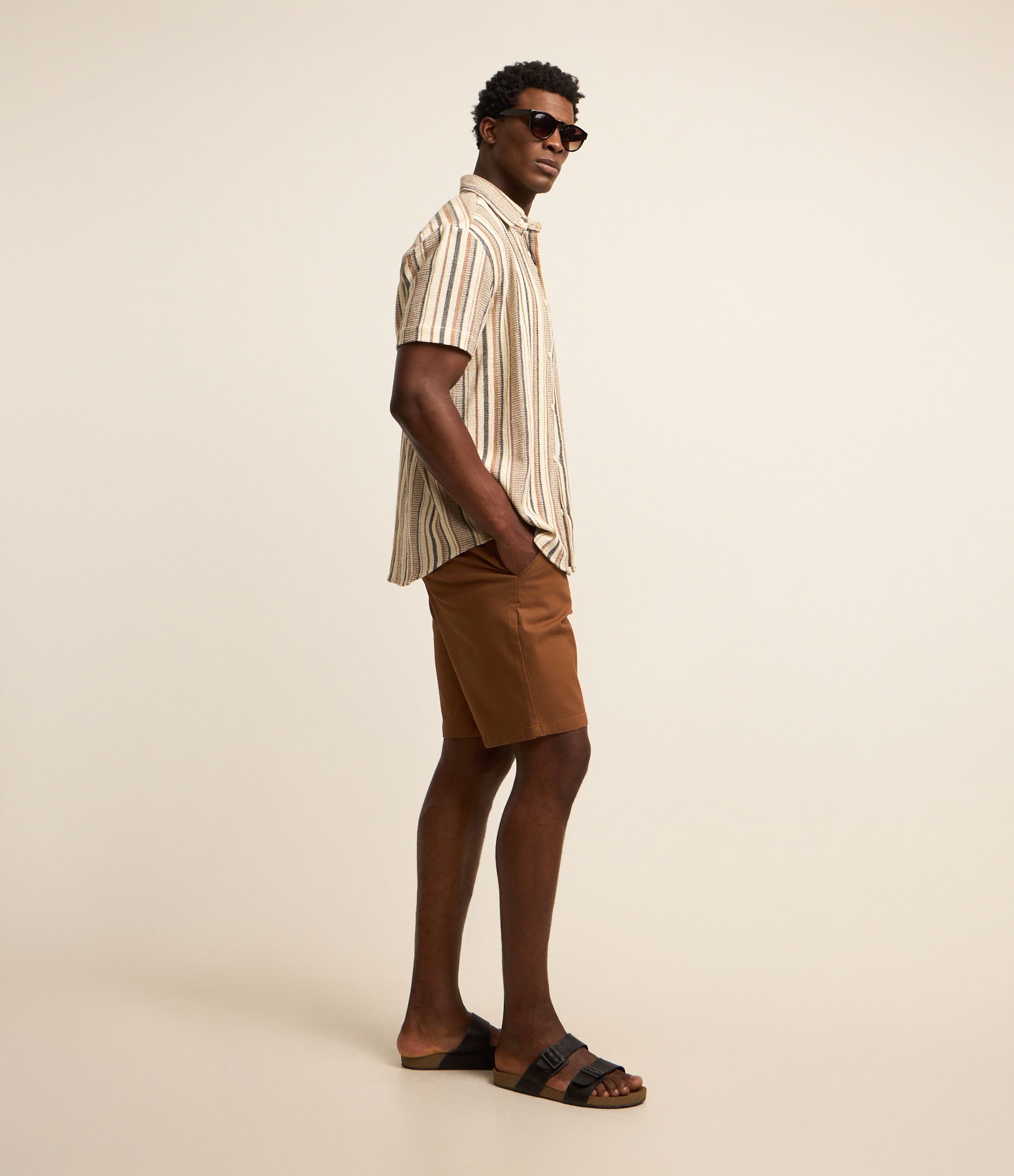 Bermuda Slim em Sarja com Elastano Marrom 5