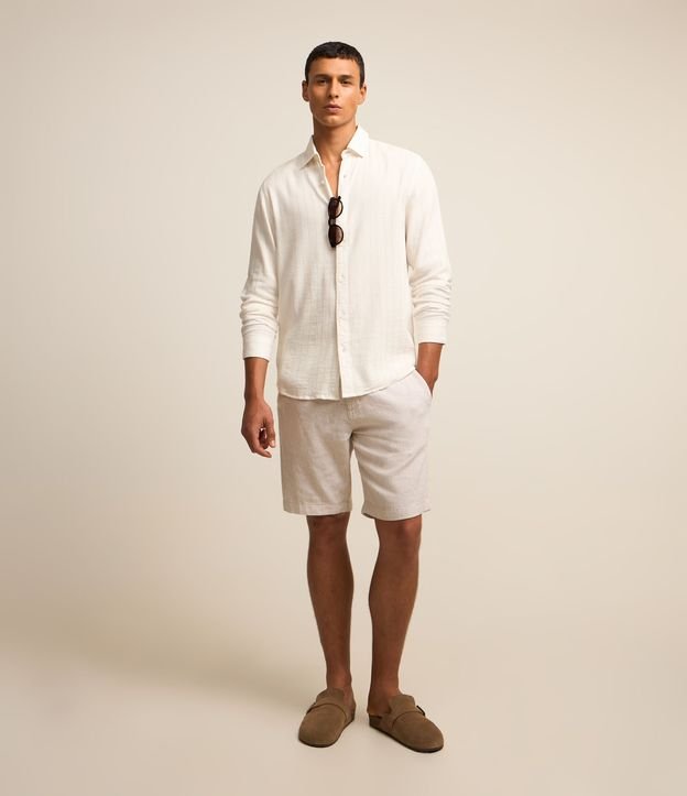 Camisa Regular em Tricoline com Textura de Listras